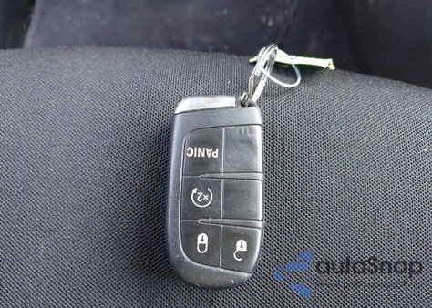 2018 Jeep Renegade Latitude 4X4 z USA, uszkodzony, nr VIN ZACCJBBB0JPG99713